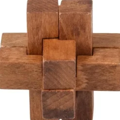 New The Toy Network 1.75" Wooden Brainteaser