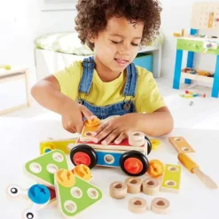Discount Hape Basic Builder Set