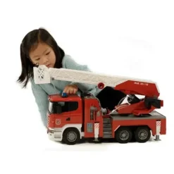 Best Bruder Scania Fire Engine w/ Water Pump and Light & Sound