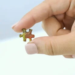 Hot MasterPieces World's Smallest - Retro Petrol - 1000 Piece Puzzle in a Tin